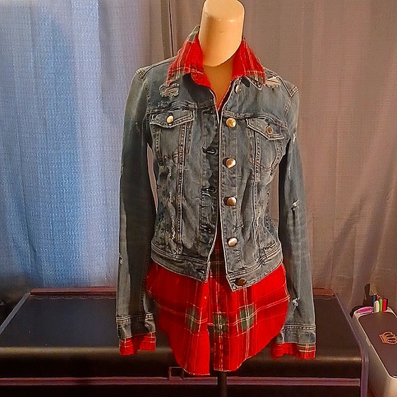 Denim jacket - Picture 1 of 2
